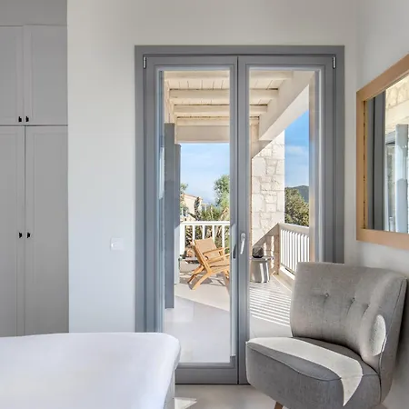 Villa Urania Luxury Rhea *