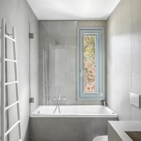 Villa Urania Luxury Rhea Pondi