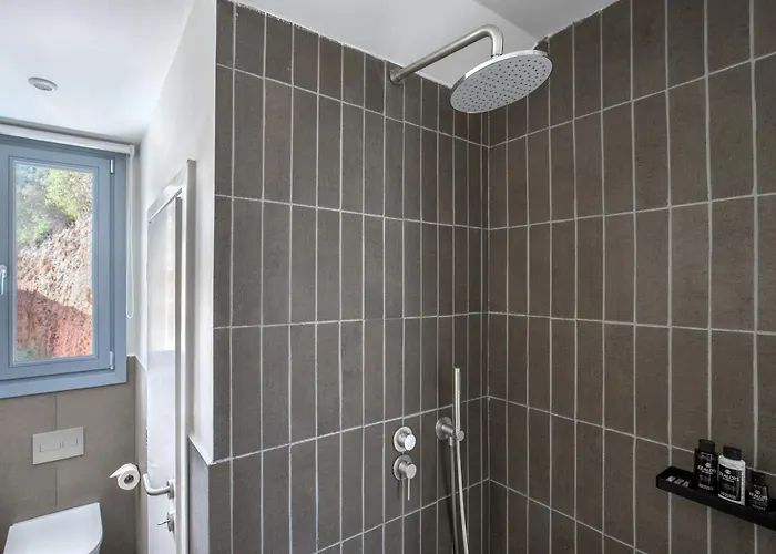 Willa Urania Luxury Rhea *