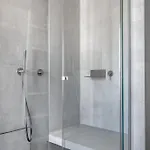 Urania Luxury Rhea Póndi