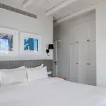 Urania Luxury Rhea Villa