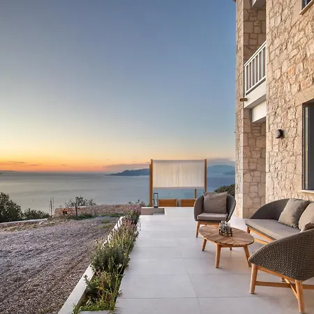 Urania Luxury Rhea Póndi