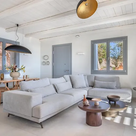 Villa Urania Luxury Rhea