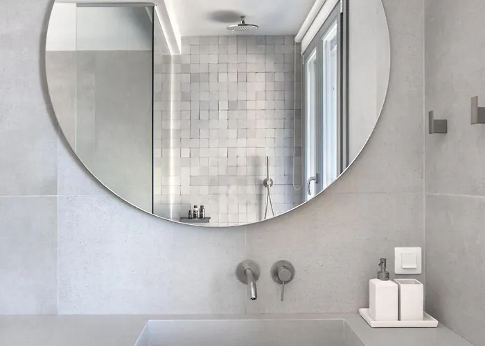 Urania Luxury Rhea *