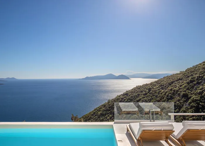 Villa Urania Luxury Rhea *