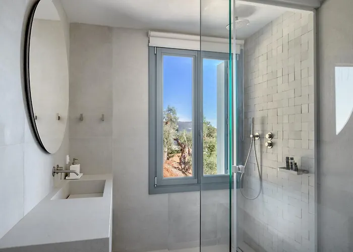 Villa Urania Luxury Rhea Pondi